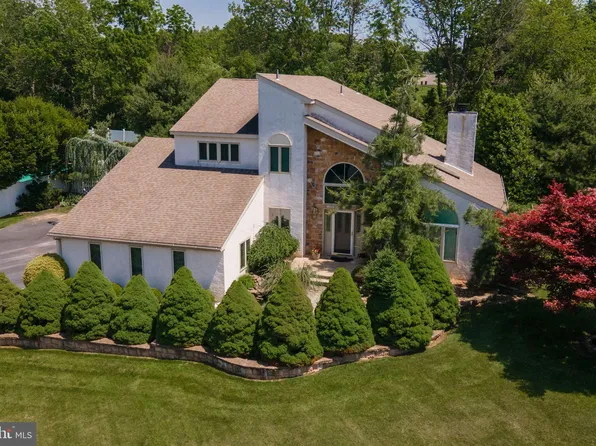 14 Melissa Ln, Limerick, PA 19468