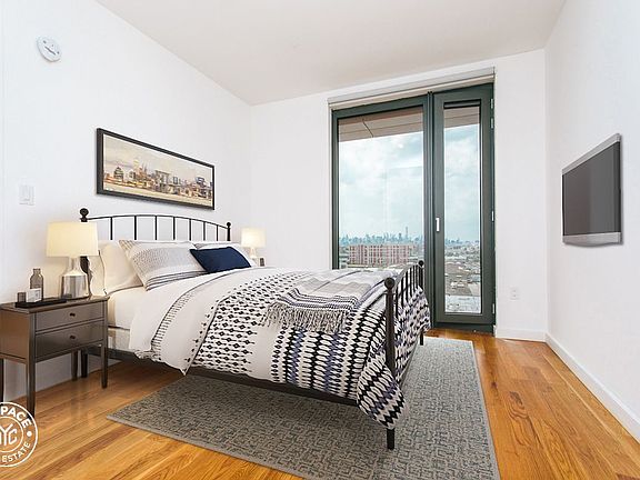 5th image of 123 Melrose St #9002