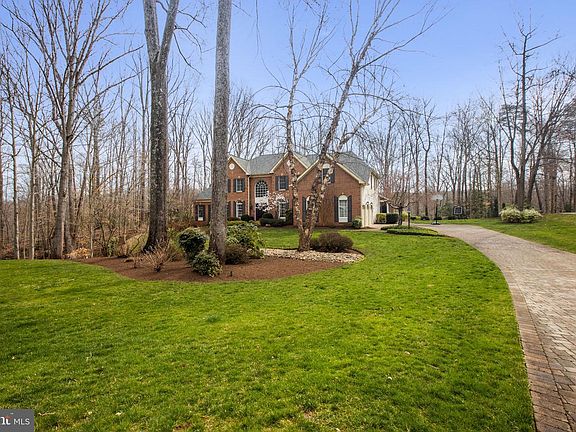 5th image of 2001 Haverford Cir