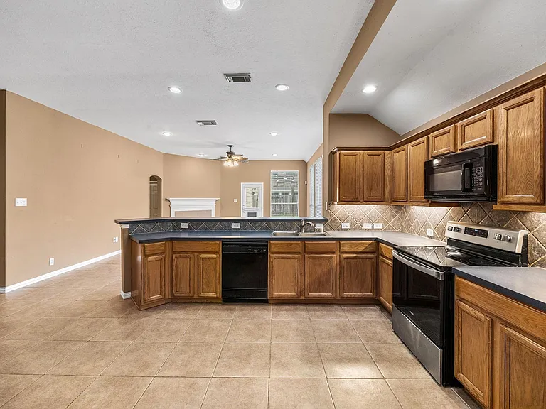 7206 Hollow Field Ln — Photo 7