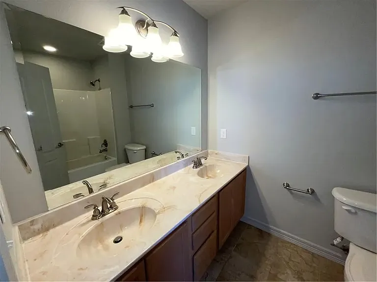 1280 Colonel Salomon Dr — Photo 11