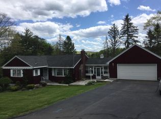 36 Druid Hills Dr, Shavertown, PA 18708