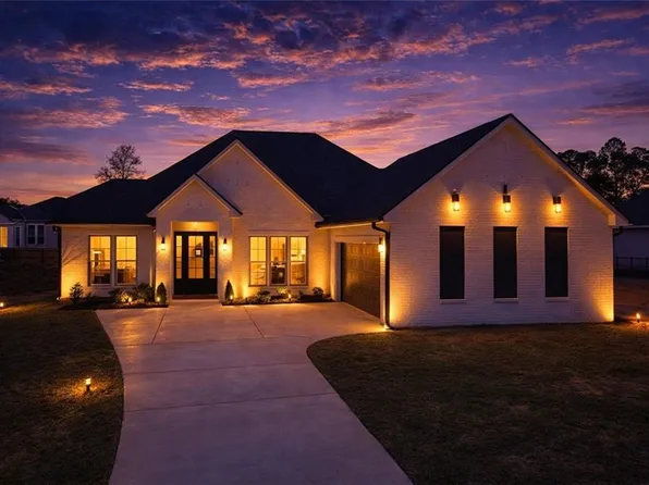 1073 Abita River Dr, Covington, LA 70433