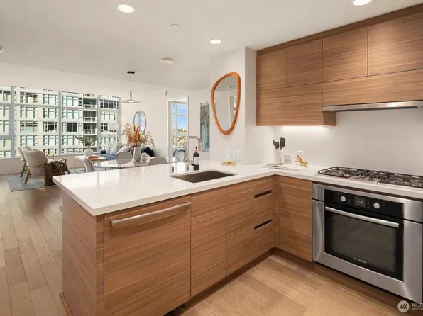 588 Bell St Unit 3707, Seattle, WA 98121