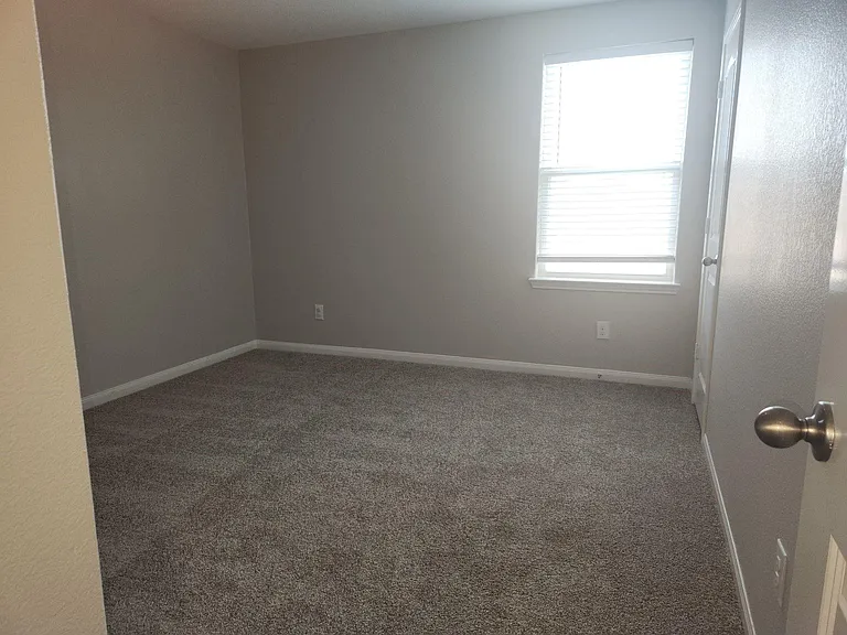 2218 Regatta Ln — Photo 10
