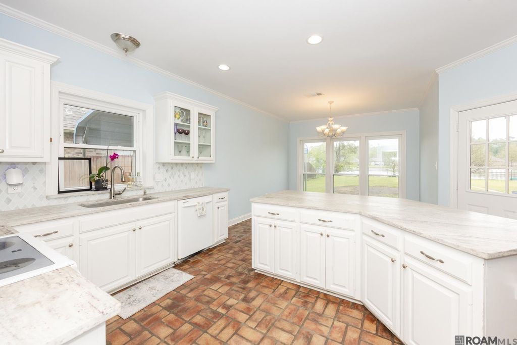 12485 Timberwood Dr, Walker, LA - View 6