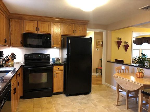 2nd image of 185 Lawnacre Dr