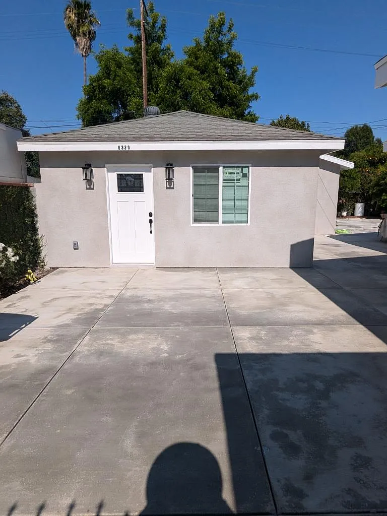 6330 Costello Ave — Photo 1