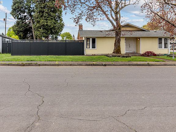 2nd image of 178 Terra Linda Ave