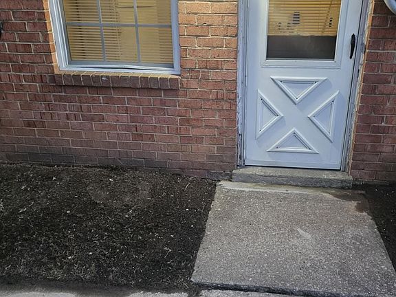 2nd image of 15-1401 Jackson St N