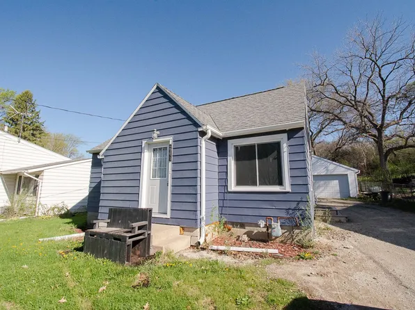 2041 14th St SE, Rochester, MN 55904