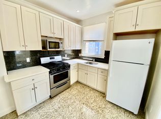 1086 Post St #3, San Francisco, CA 94109