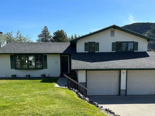 127 Silver Drive, Electric City, WA 99123