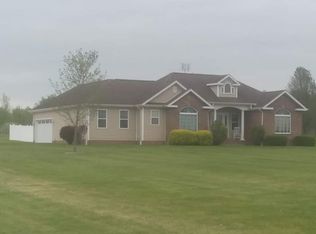 8847 State Route 14, Du Quoin, IL 62832