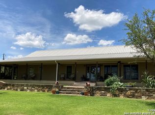 104 Betty Dr, Bandera, TX 78003