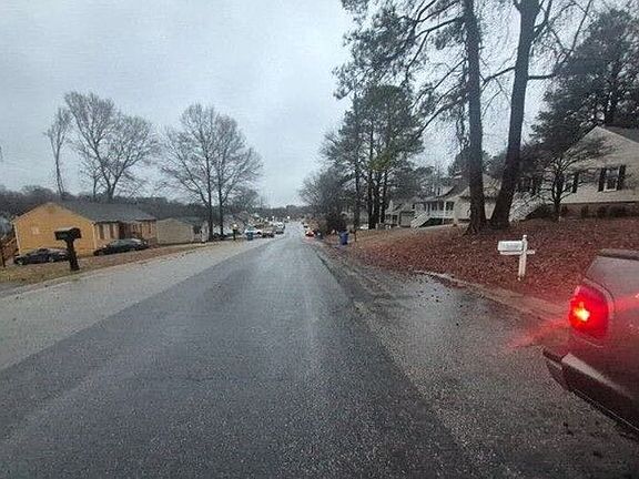 5th image of 20300 Stonewood Manor Dr