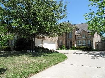 1st image of 1316 Lakehurst Dr
