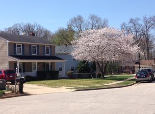 7607 Surry Grove Ct, Lorton, VA 22079