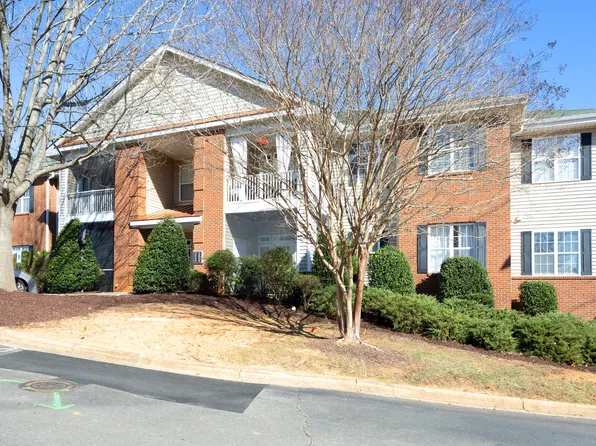 528 Weather Ridge Ln, Cary, NC 27513