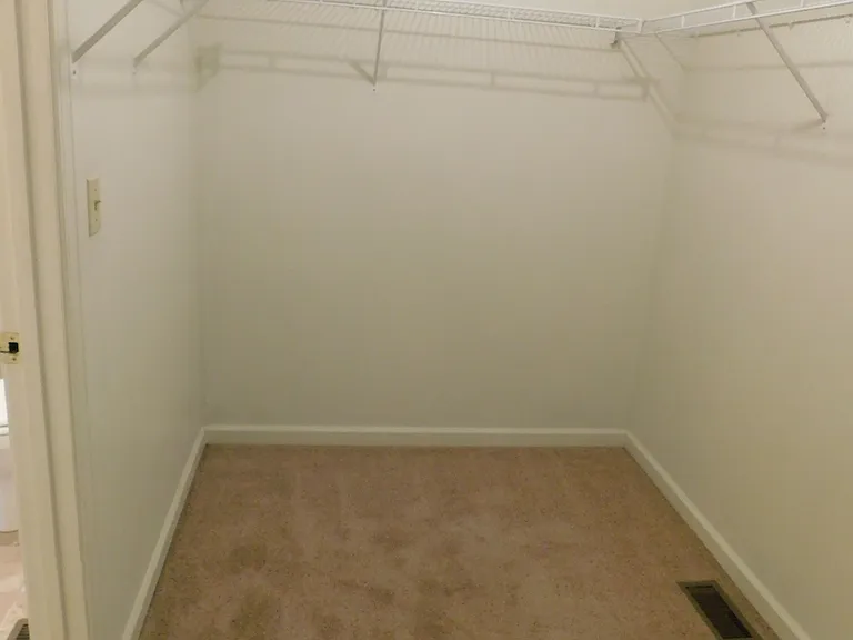 4770 N Briar Gate Dr — Photo 7