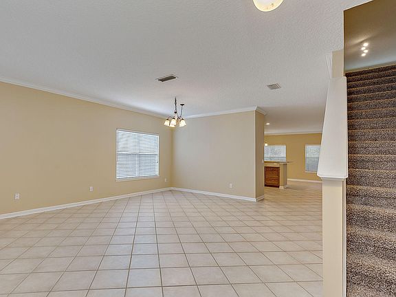 5th image of 2220 W Clovelly Ln