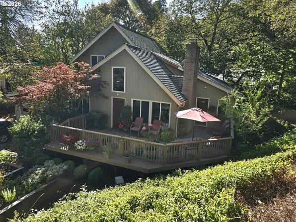 728 NW Morrison Ave, Myrtle Creek, OR 97457
