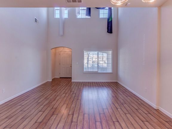5th image of 8279 Shay Cir