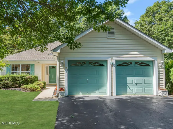 2 Ashfield Court, Whiting, NJ 08759