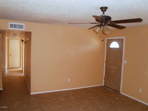 4th image of 921 S LESUEUR Circle