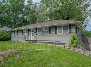 701 SW 18th St, Blue Springs, MO 64015