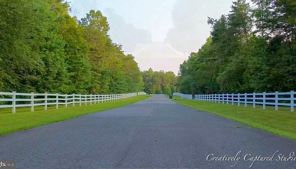 1st image of 8801 Olde Meadow Way