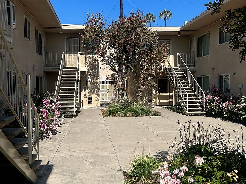 1st image of 4146 32nd St