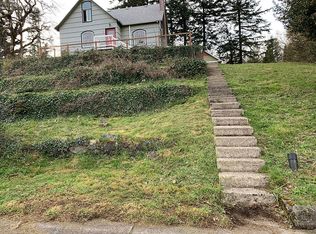 115 NW Vancouver Ave, Stevenson, WA