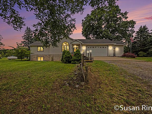 5th image of 3454 Holland Lake Rd