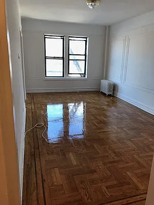 Rented by Zev Pollack Co LLC | media 18