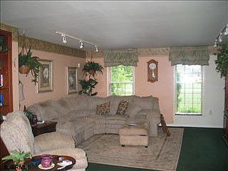 5th image of 316 Upland Ave