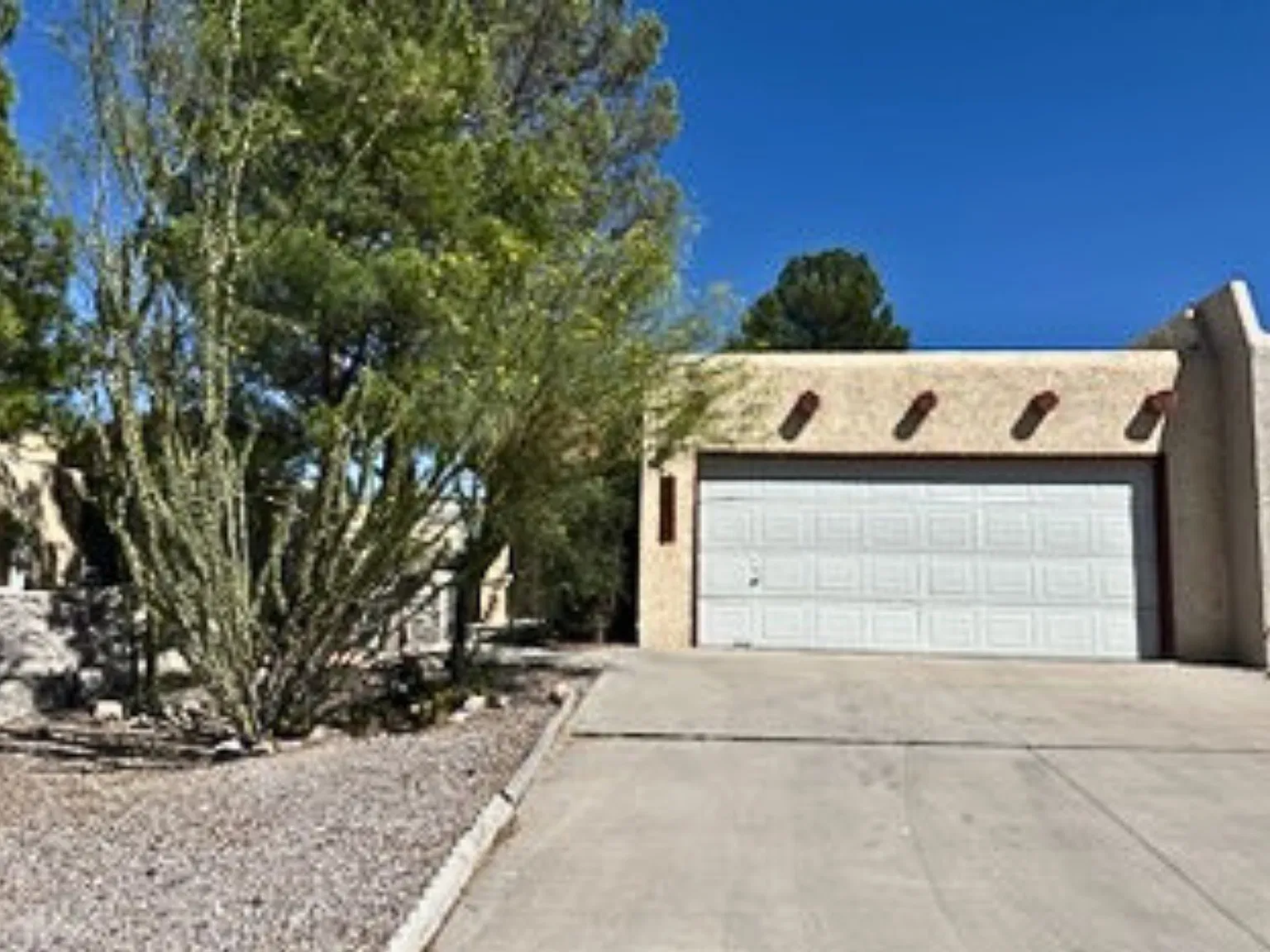 2 bed, 1013 sqft, $1,395 — Photo 2