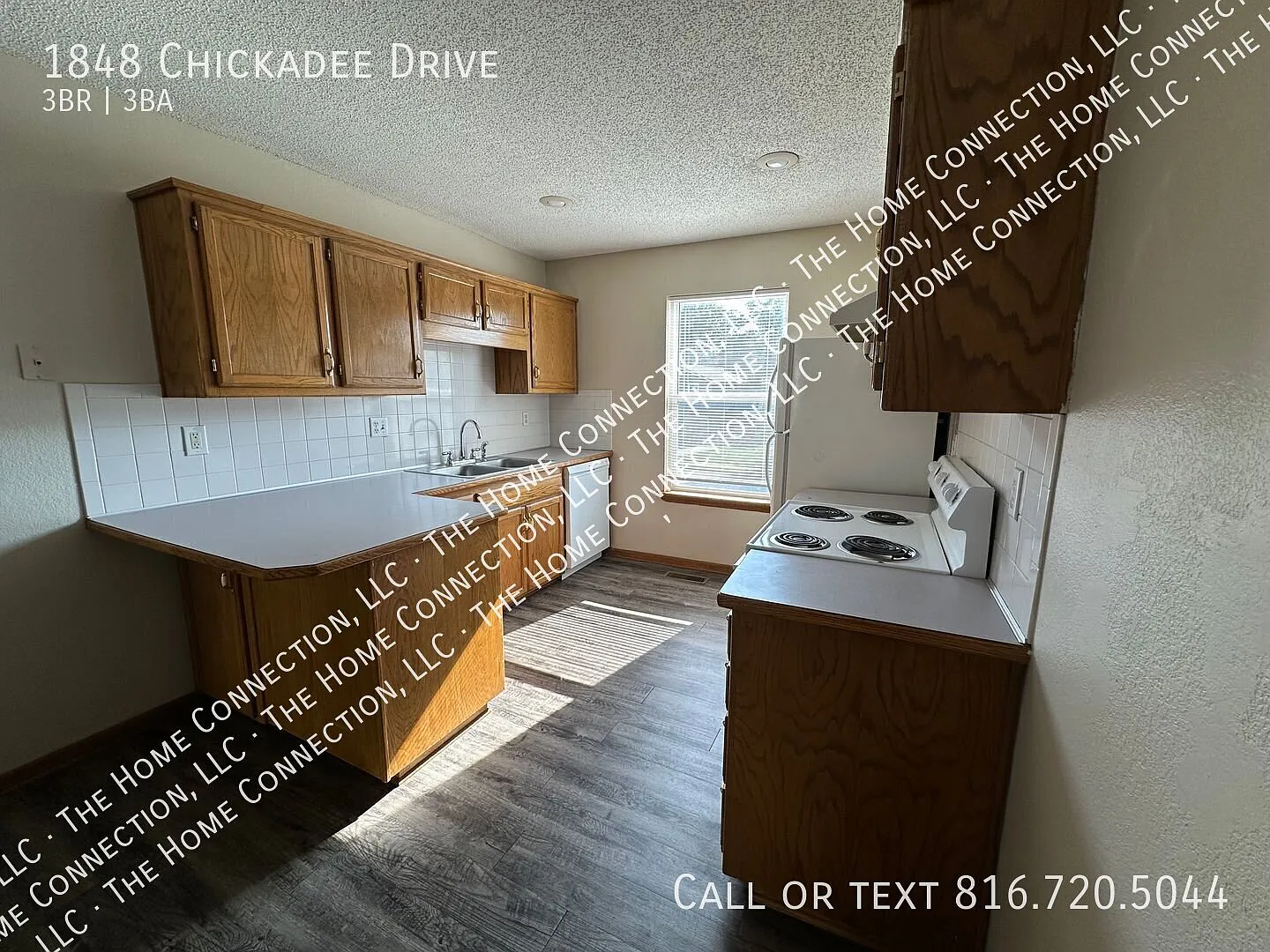 Updated 3 bedroom/2 bath duplex in Liberty! — Photo 4