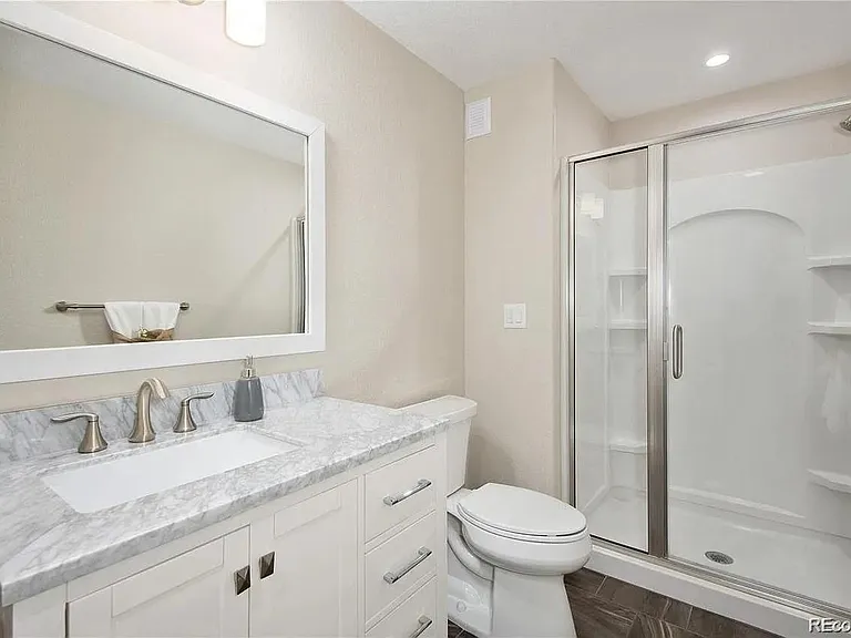 2327 W 165th Ln — Photo 3