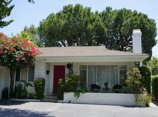 7056 Lasaine Ave, Van Nuys, CA 91406