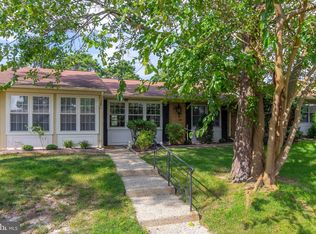 35 Edinburgh La, Manchester Township, NJ 08759