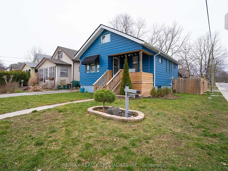 4397 Homewood Ave — Photo 2