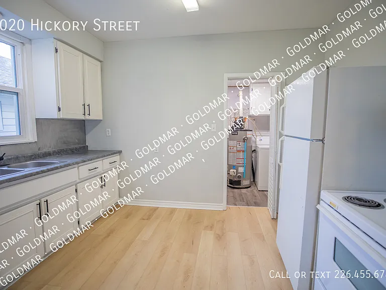 1020 Hickory Rd — Photo 3