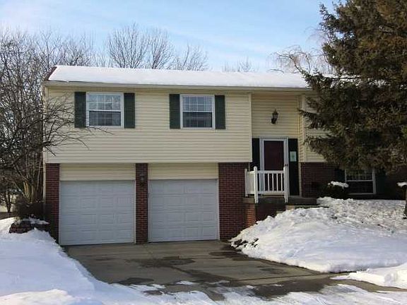 2nd image of 7605 Dawnwood Ct