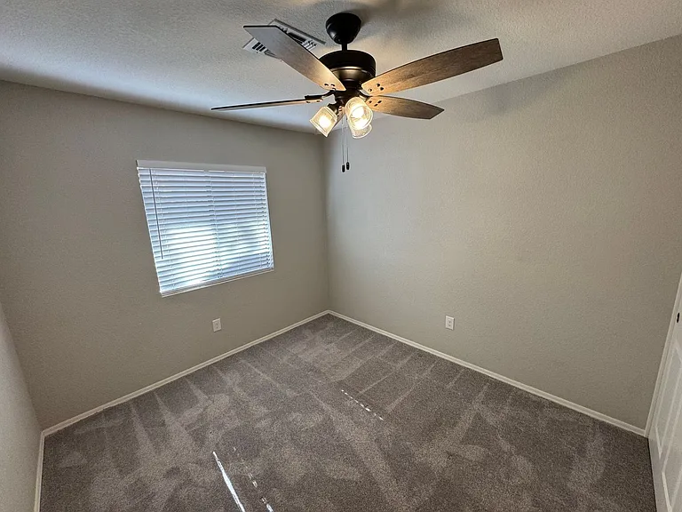 286 W Palomino Dr #101 — Photo 12