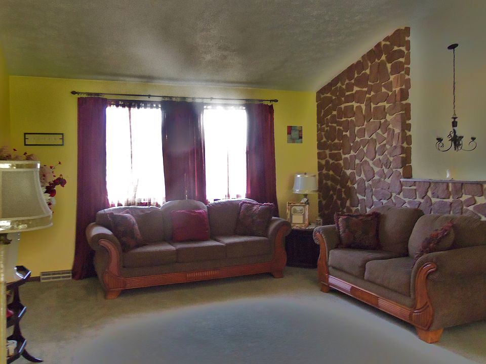 1st image of 53 Shaffer Ln