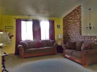 53 Shaffer Ln, New Cumberland, WV 26047