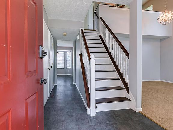 3rd image of 1219 Windcliff Ct