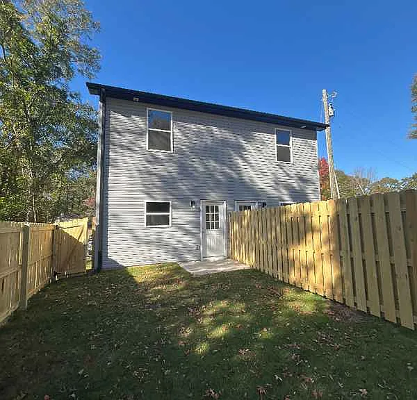 401 Morgan St #B — Photo 21
