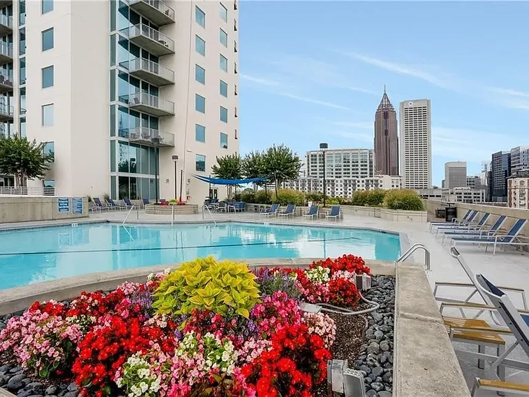 860 Peachtree St NE #1302 — Photo 14